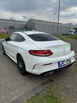 Mercedes-Benz Coupé AMG | Pano | 360° | Burmester | CarPlay - Mercedes-Benz C 300 in Oberhausen