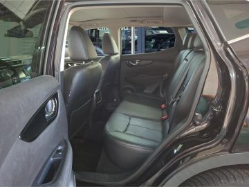 Nissan Qashqai Tekna 1.6 °LED°AHK°Pano°Kamera°SHZ°BF°