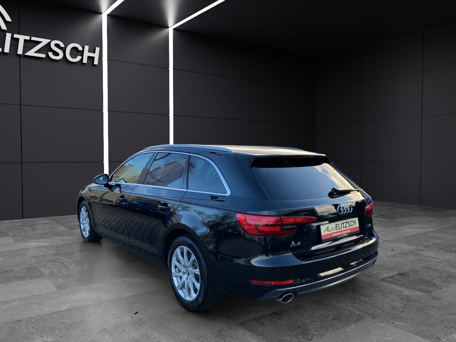 Fahrzeugabbildung Audi A4 Avant TFSI sport ultra KLIMAAUTOMATIK LED PDC