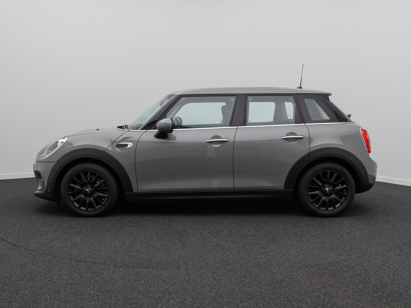 Fahrzeugabbildung MINI Cooper Clubman Tempomat ParkAss Panorama LM
