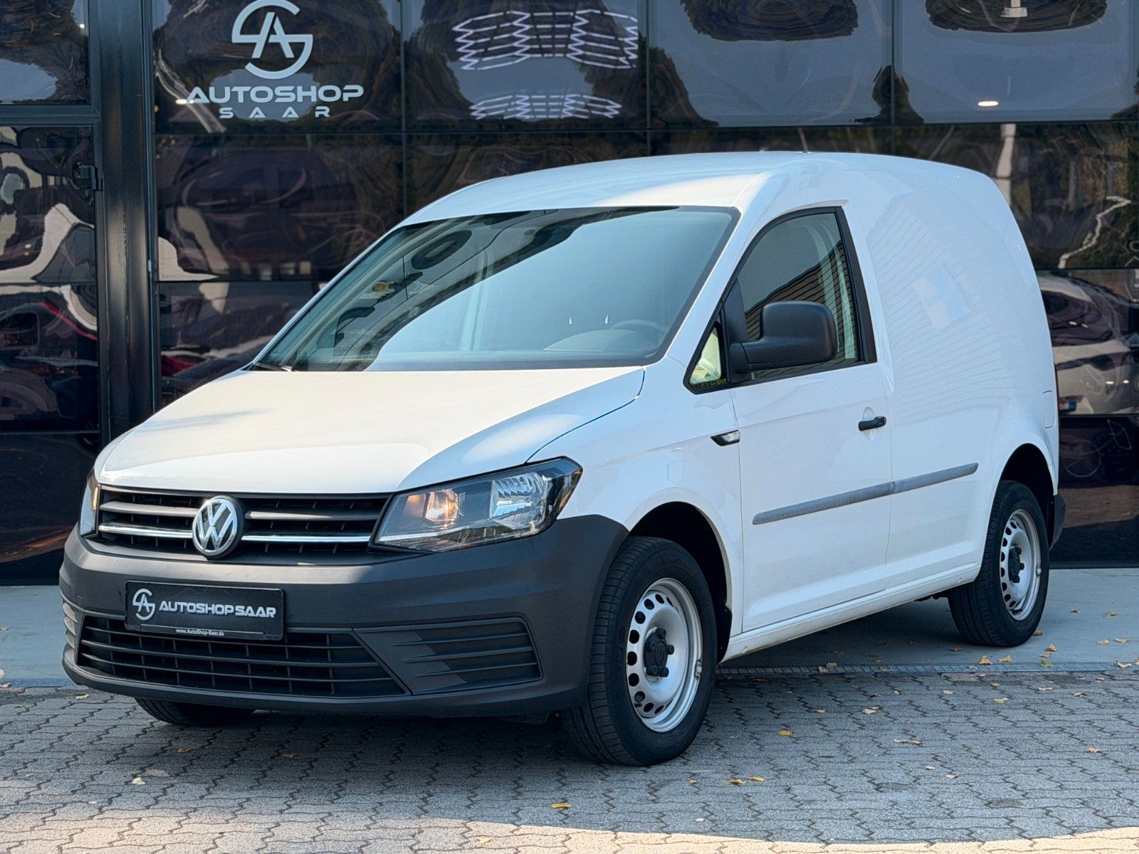 Volkswagen Caddy - 1