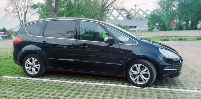 Ford S-Max Titanium  2,0 TDI 140PS 7 Sitze...