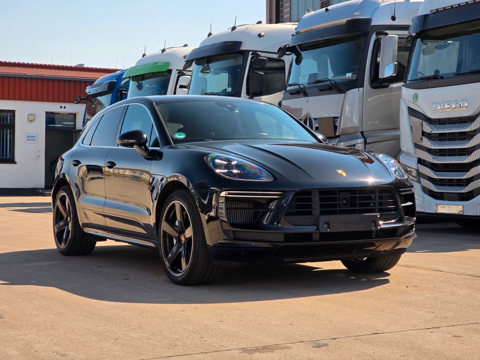 Porsche MACAN TURBO SPORT-CHRONO 21 ZOLL ALLRAD foto 3