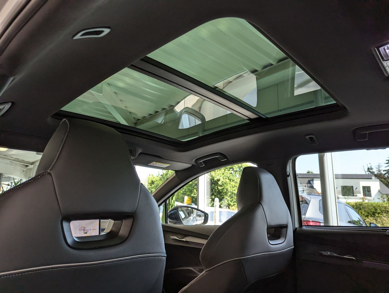 SKODA Enyaq 80 Sportline ACC Pano DCC Memory 360° HOD - Image 14
