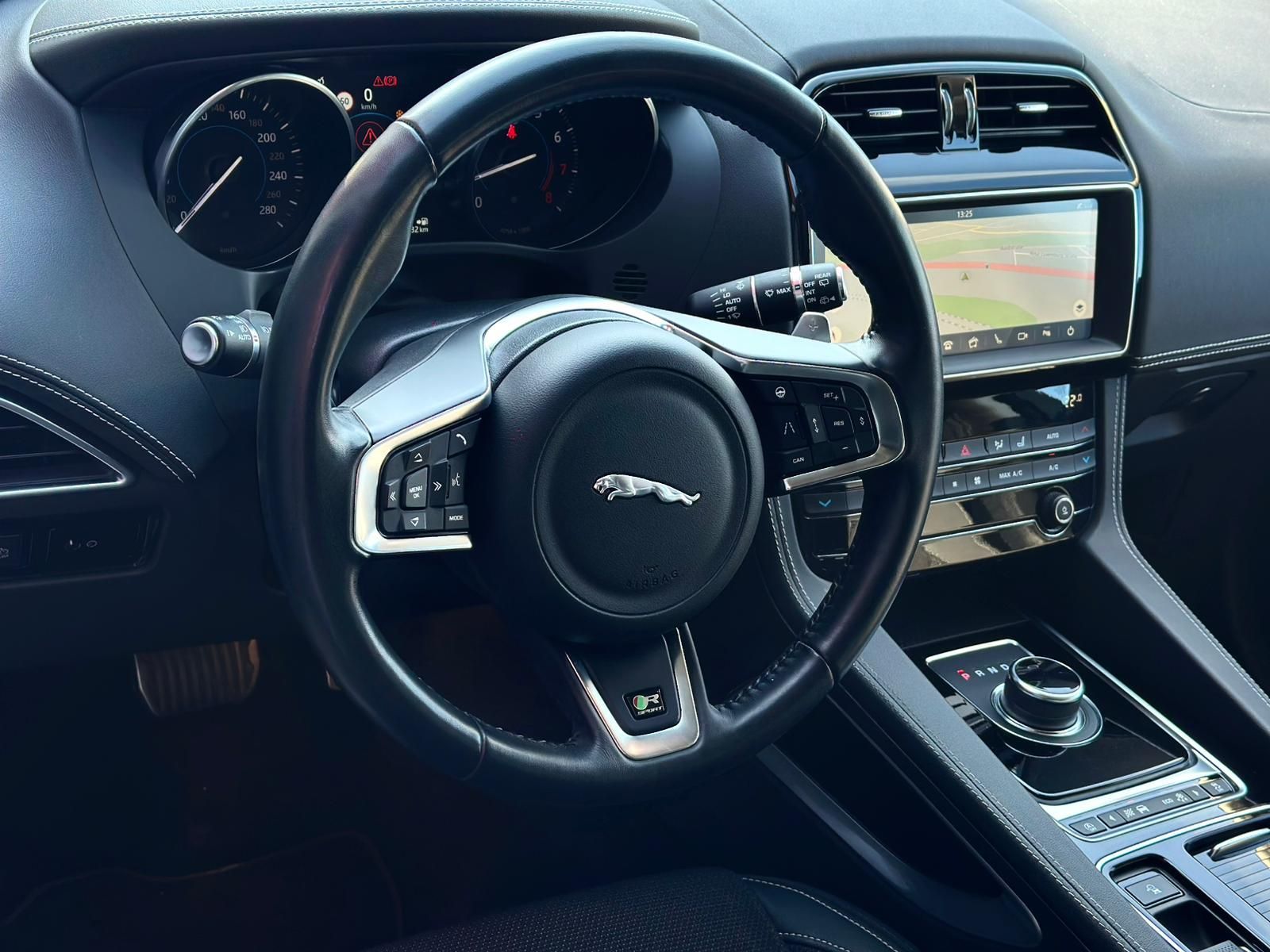 JAGUAR F-Pace 25T R-Sport AWD* ACC#FH#LH#BiXEN#NAVI#AHK - Image 25