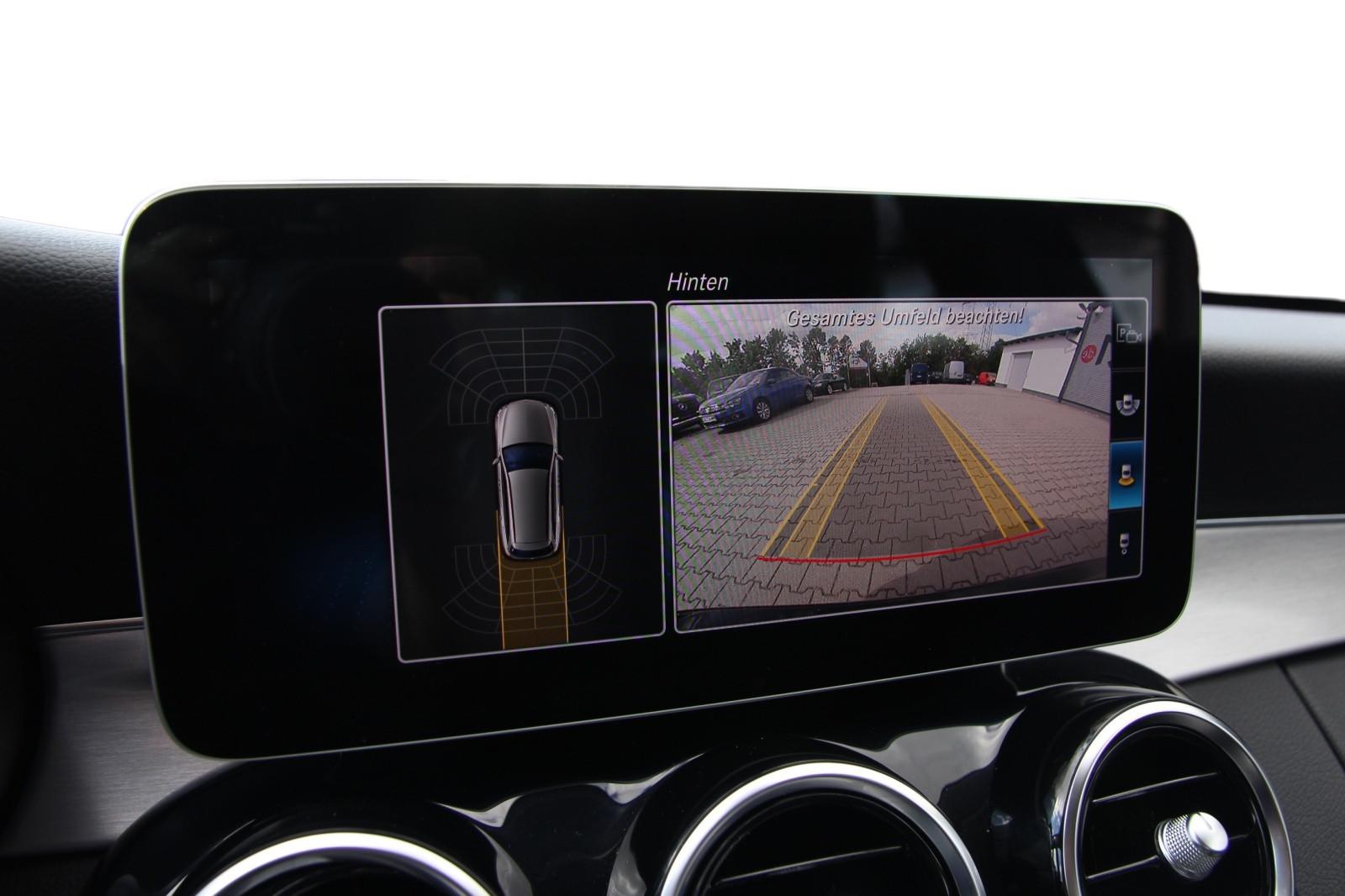 Mercedes-Benz C 180CGI Avantgarde /LED/AHK/ Kamera/ 83tkm