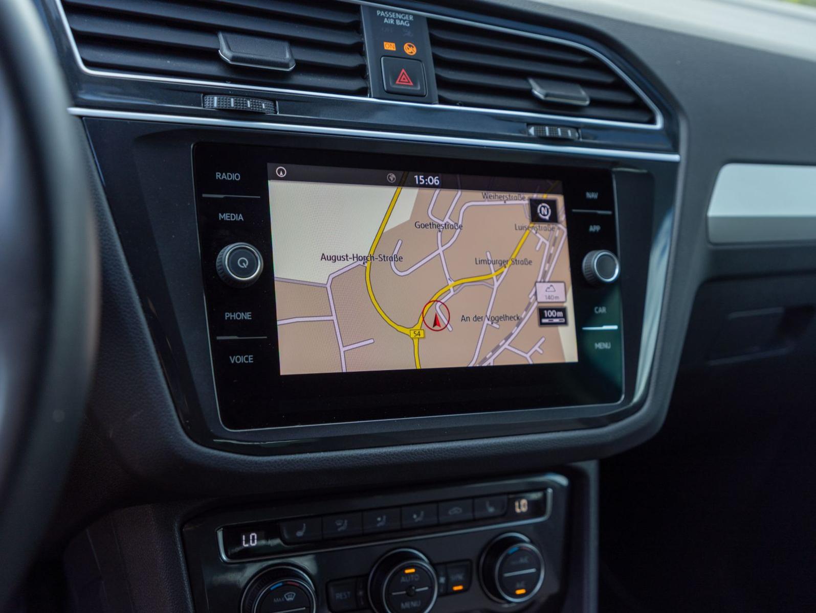 Volkswagen Tiguan Trendline 1.5 TSI Navi LED EPH GRA, миниатюра 18