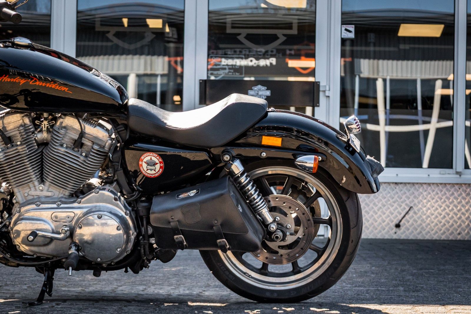Fahrzeugabbildung Harley-Davidson XL883L SUPERLOW SPORTSTER - A2 TAUGLICH - FALCON