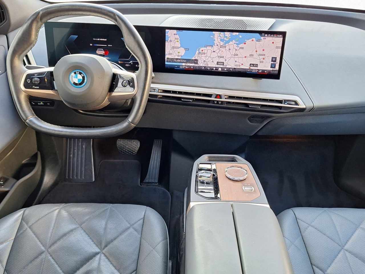 BMW iX - Bild 13