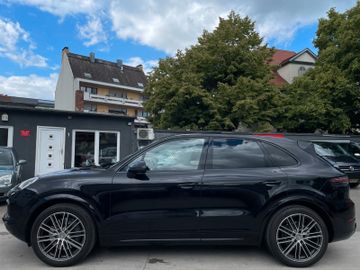 Porsche Cayenne - 9