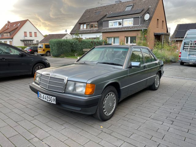 Mercedes-Benz 190