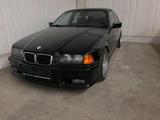 BMW e36 323i - BMW 323: E36 323i