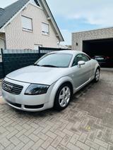 Audi TT 8 N - Audi aus 1999: 8