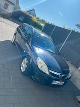 Opel Vectra Caravan 1.9 CDTI 88kW - - Opel Vectra aus 2006: 1.9