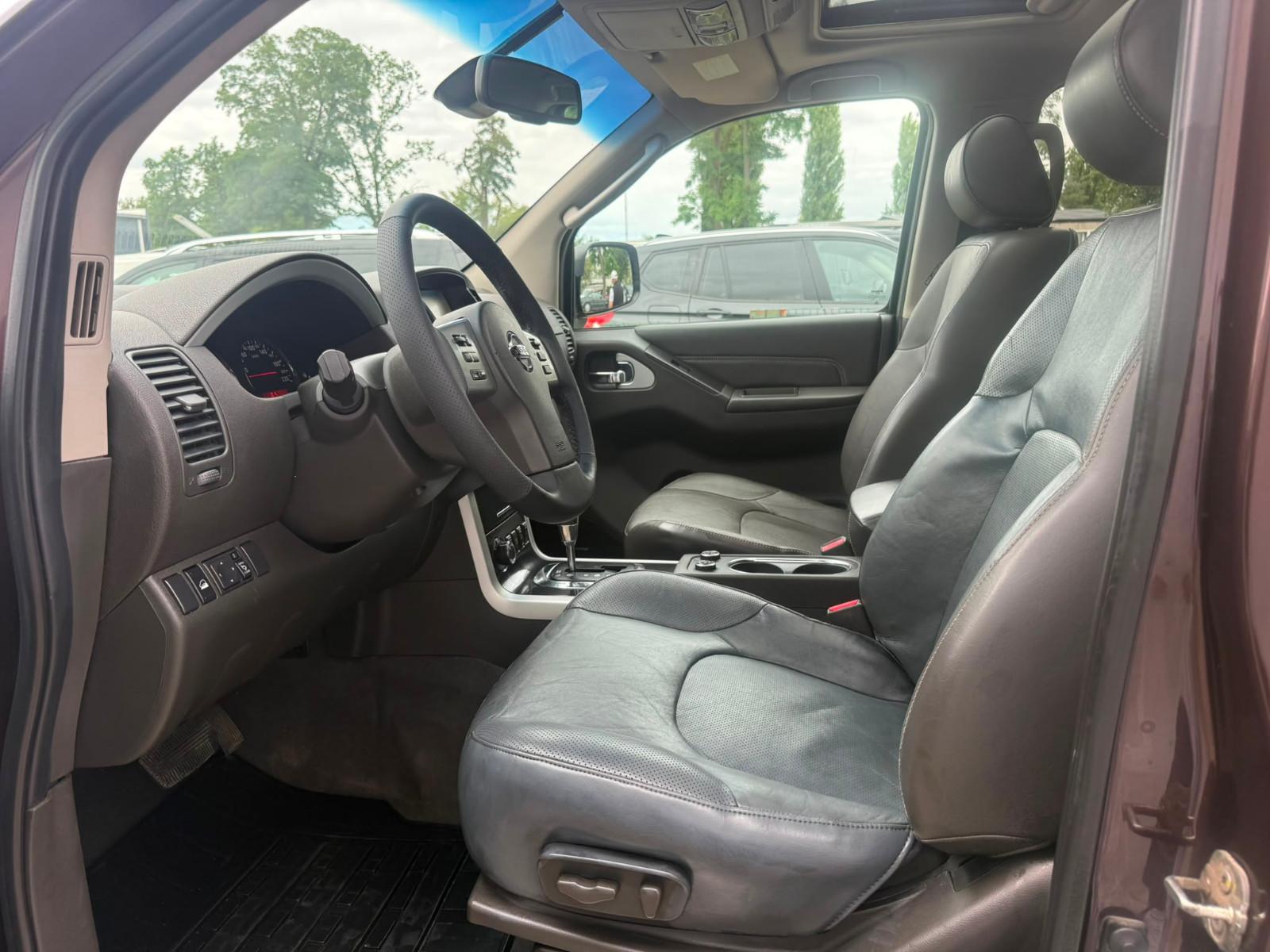 Nissan Pathfinder 3.0 dCi LE | 231 ch | BVA | 7 places | Cuir électrique à mémoire | Sièges chauffants | Toit ouvrant | Bose