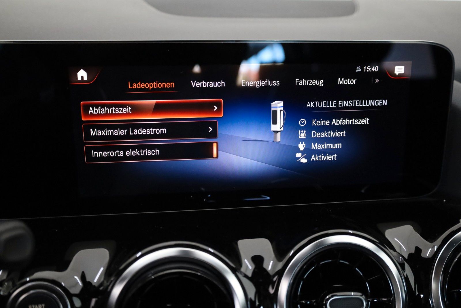 Fahrzeugabbildung Mercedes-Benz GLA 250 e Progressive,Navi,LED,SH,Kamera,Panoram