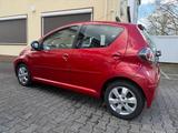 Toyota Aygo (X) 1,0-l-VVT-i CoolRed *TüV+Insp.NEU* 1.Hd - Toyota Aygo (X) aus 2010