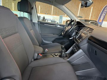 MYAUTOCENTER – Gebraucht- und Jahreswagen mit Werkstattservice in Pfaffenhofen Volkswagen Tiguan Sound BMTStart-Stopp 4Motion *2.Hand*AHK