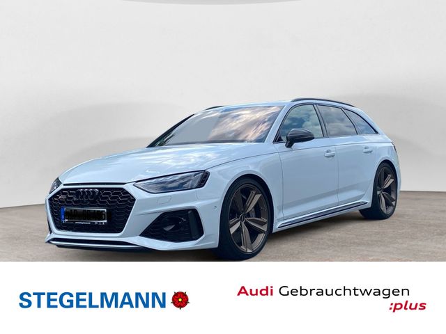 Audi RS 4 Avant qu. Tiptr. KERAMIK HEAD UP B&O PANO