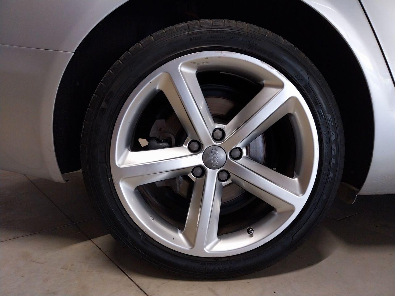 Audi Quattro 2005 — photo 15