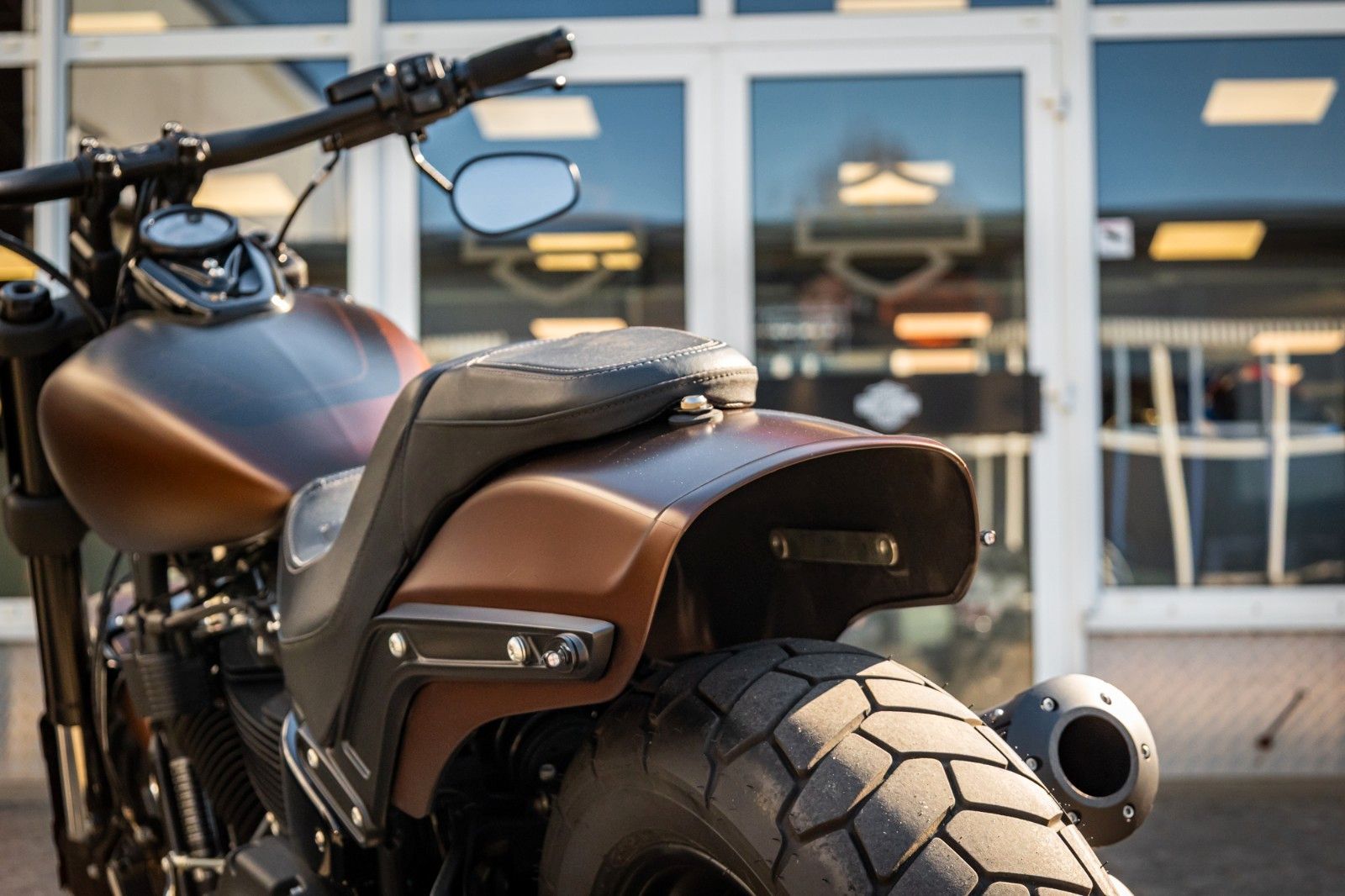 Fahrzeugabbildung Harley-Davidson FXFBS FAT BOB 114 CUI SOFTAIL - Penzl -