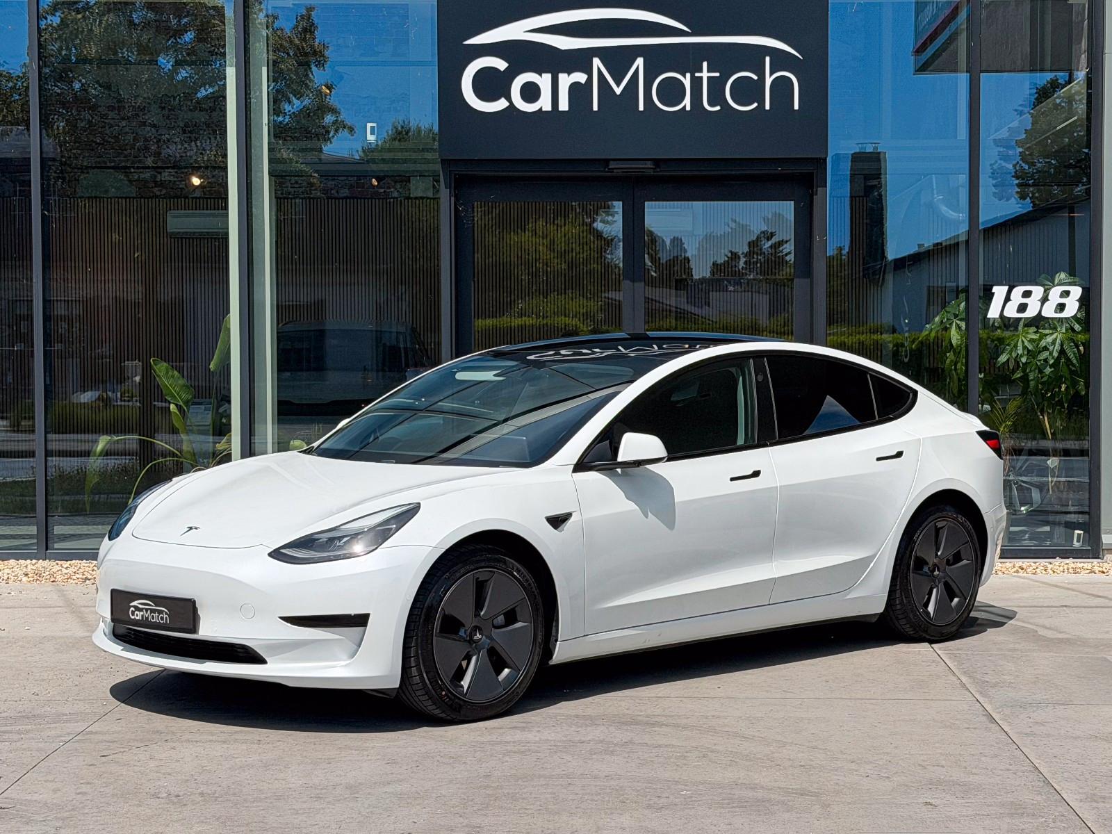 Tesla Model 3 Standard Range Plus RWD