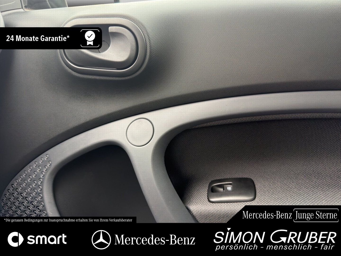 Fahrzeugabbildung Smart Smart fortwo EQ Klima Radio 22 KW Lader