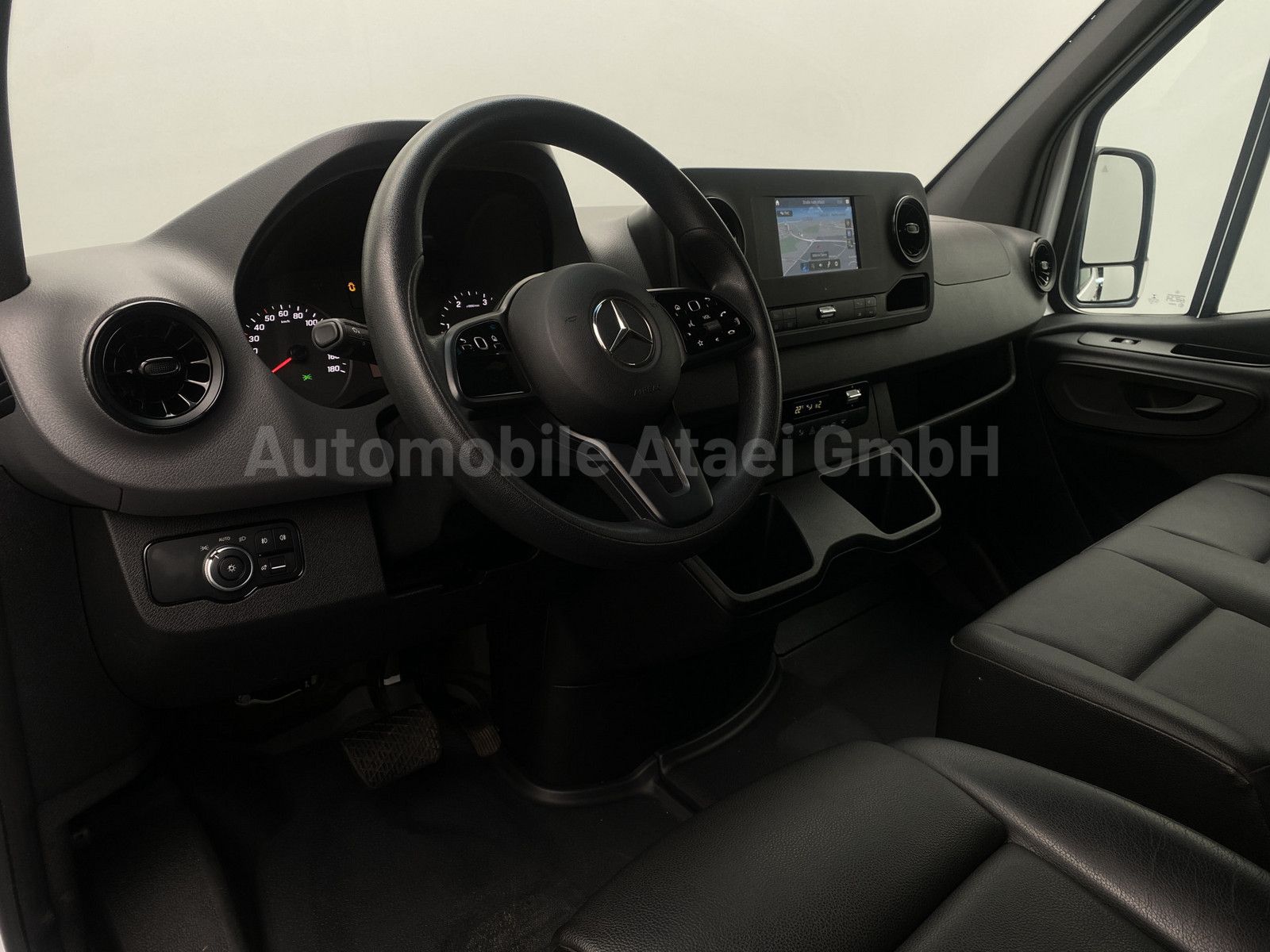 Fahrzeugabbildung Mercedes-Benz Sprinter 316 Automat. MAXI+AHK 3,5t+KAMERA 3724