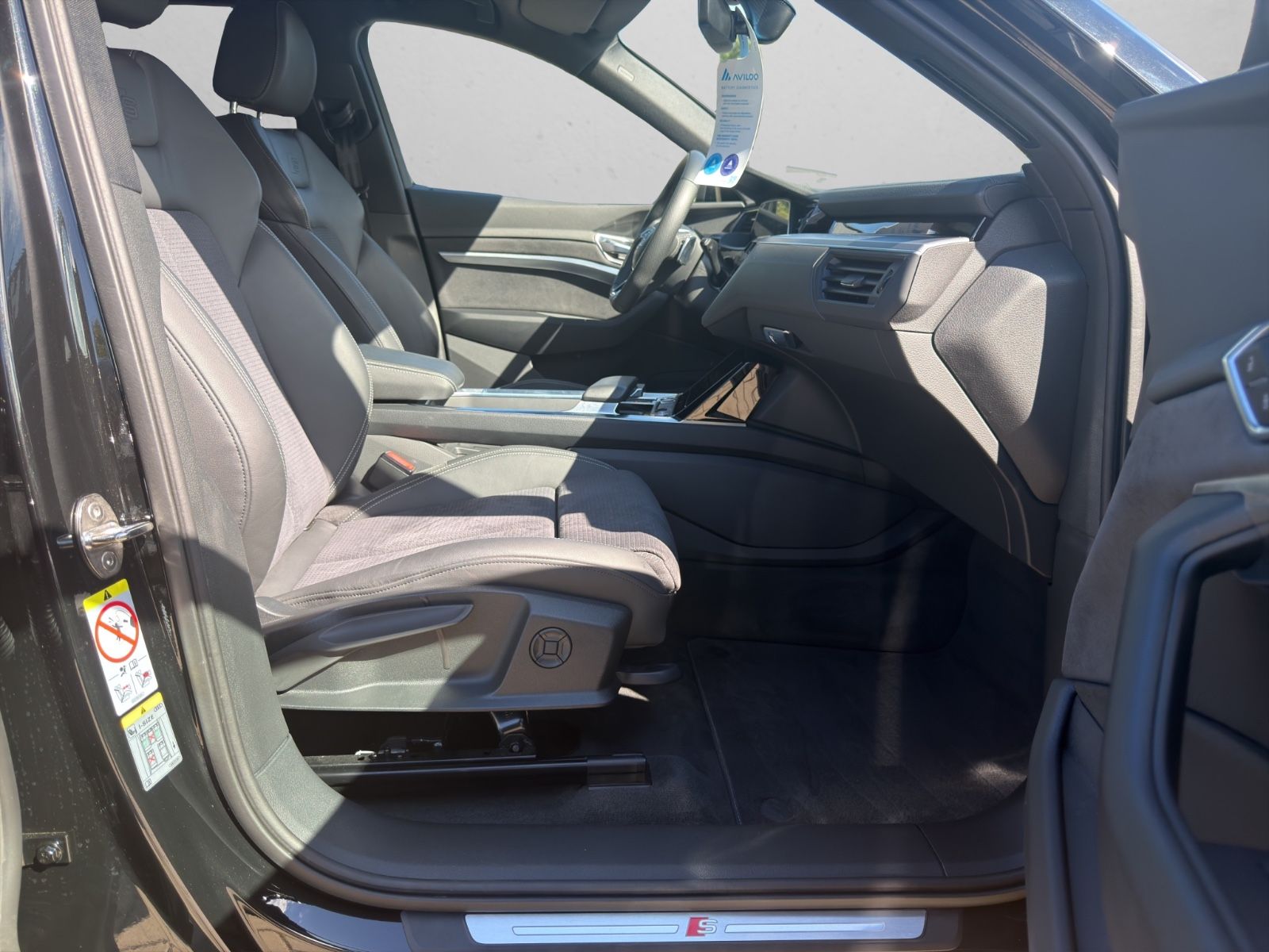 Audi e-tron 55 quattro S line Black AHK Kam Head-Up foto 20
