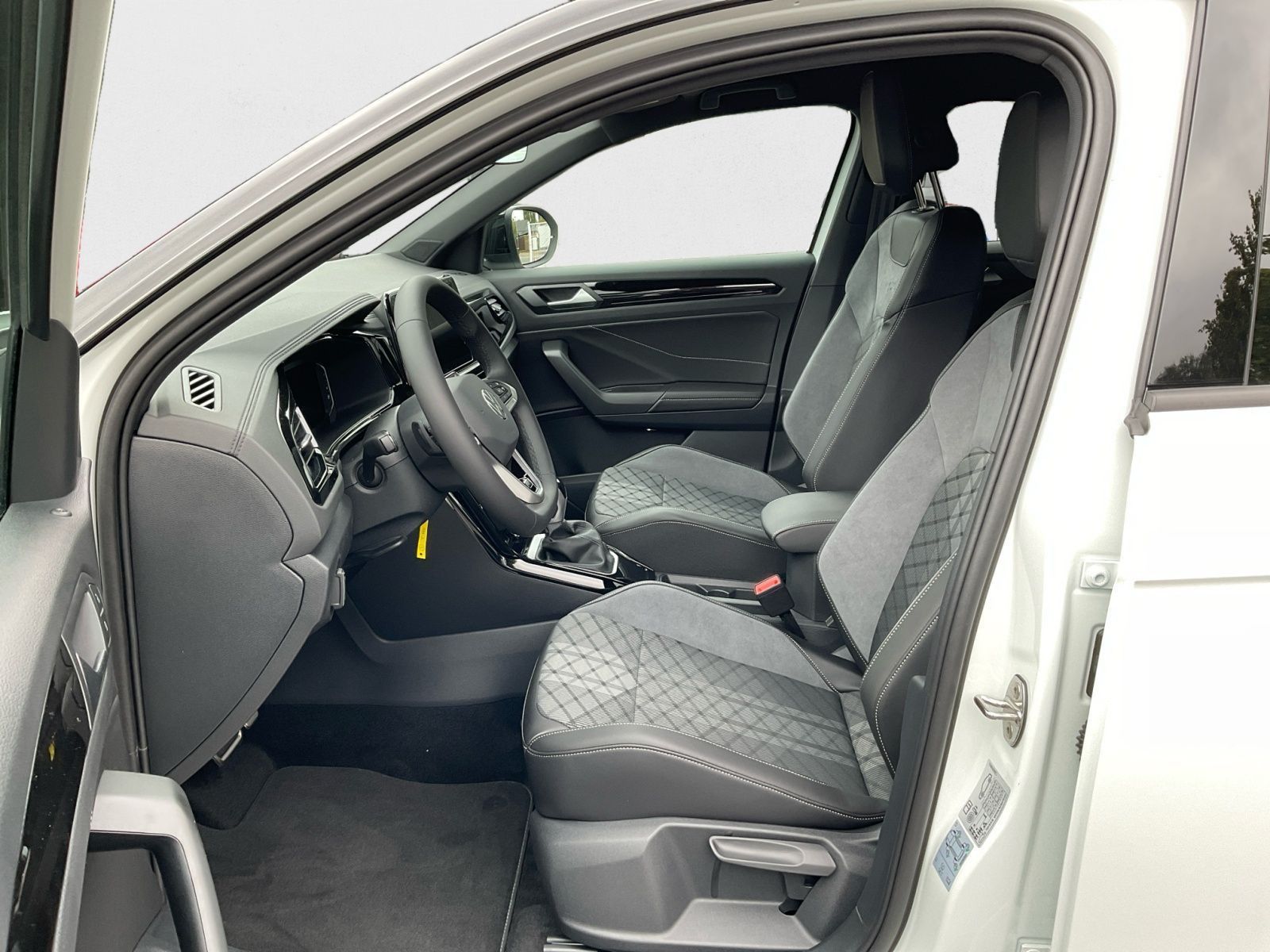 Volkswagen T-Roc - Bild 9