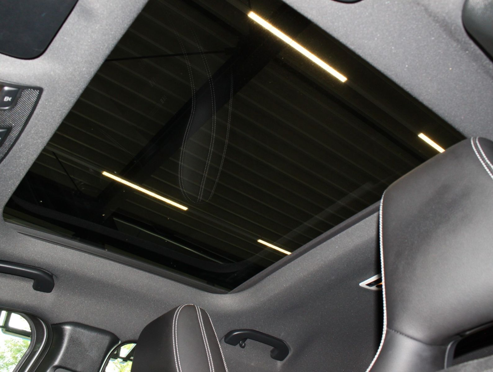 Fahrzeugabbildung Mercedes-Benz A 200 BlueEfficiency Urban 2. Hand*LED*Pano