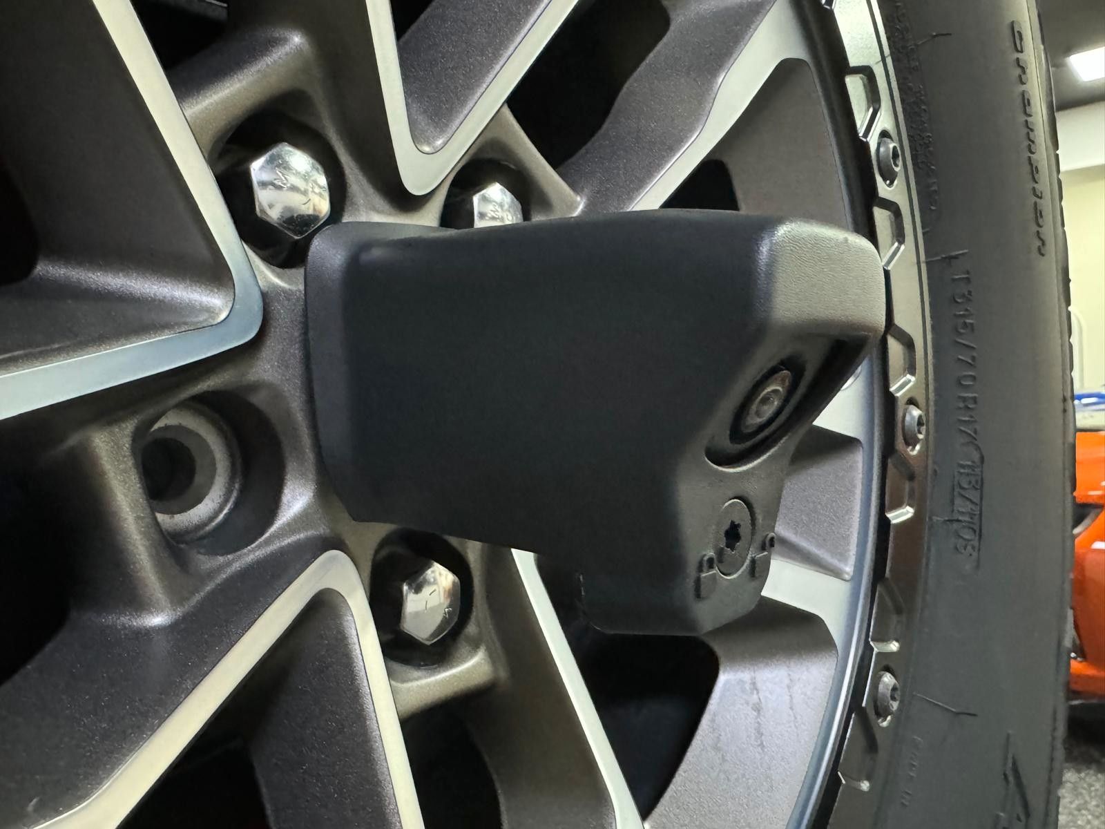 Fahrzeugabbildung Jeep RUBICON 392-6.4L HEMI V8-RECON 35"-STEEL BUMPER