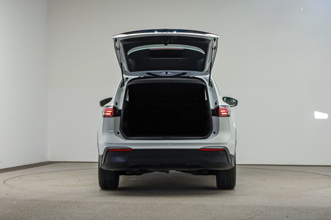 Volkswagen Tiguan - Bild 8