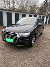Audi Q7 / S-Line Exterieur / Rückfahrkamera - Audi Q7 Gebrauchtwagen in Frankfurt