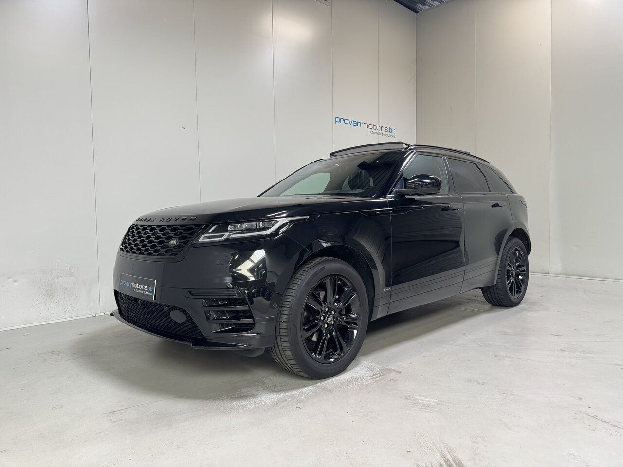 Land Rover Range Rover Velar 2.0d Autom. - R Dynamic - Pano