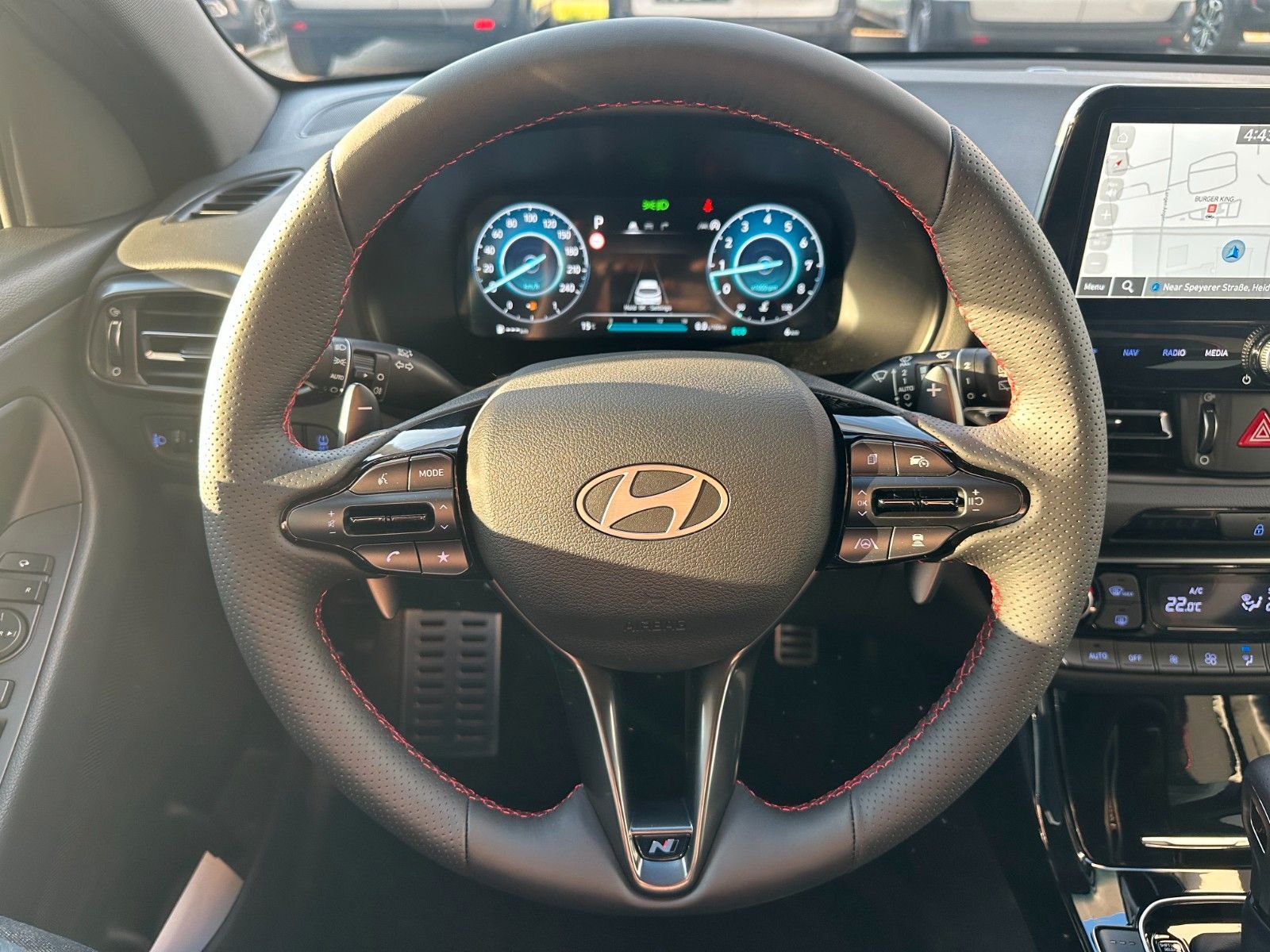 Fahrzeugabbildung Hyundai i30 1.5 T-GDI N Line Kamera,LED,Navi,SHZ,ACC,PDC