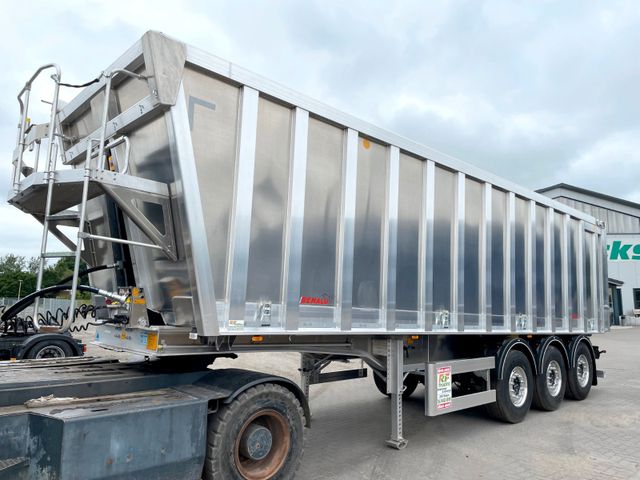 Benalu 52 m Getreidekipper Alu/5.5 t LEER/AUCH Miete