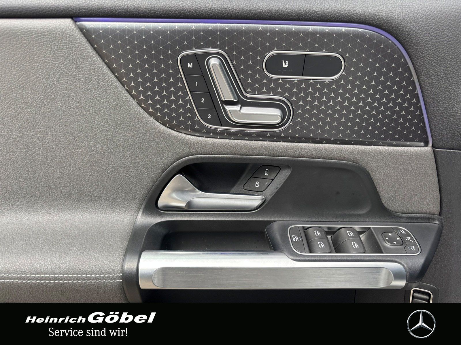 Fahrzeugabbildung Mercedes-Benz EQB 250+ ELECTRIC ART*MEMORY*APPLE CAR-PLAY*TOTW