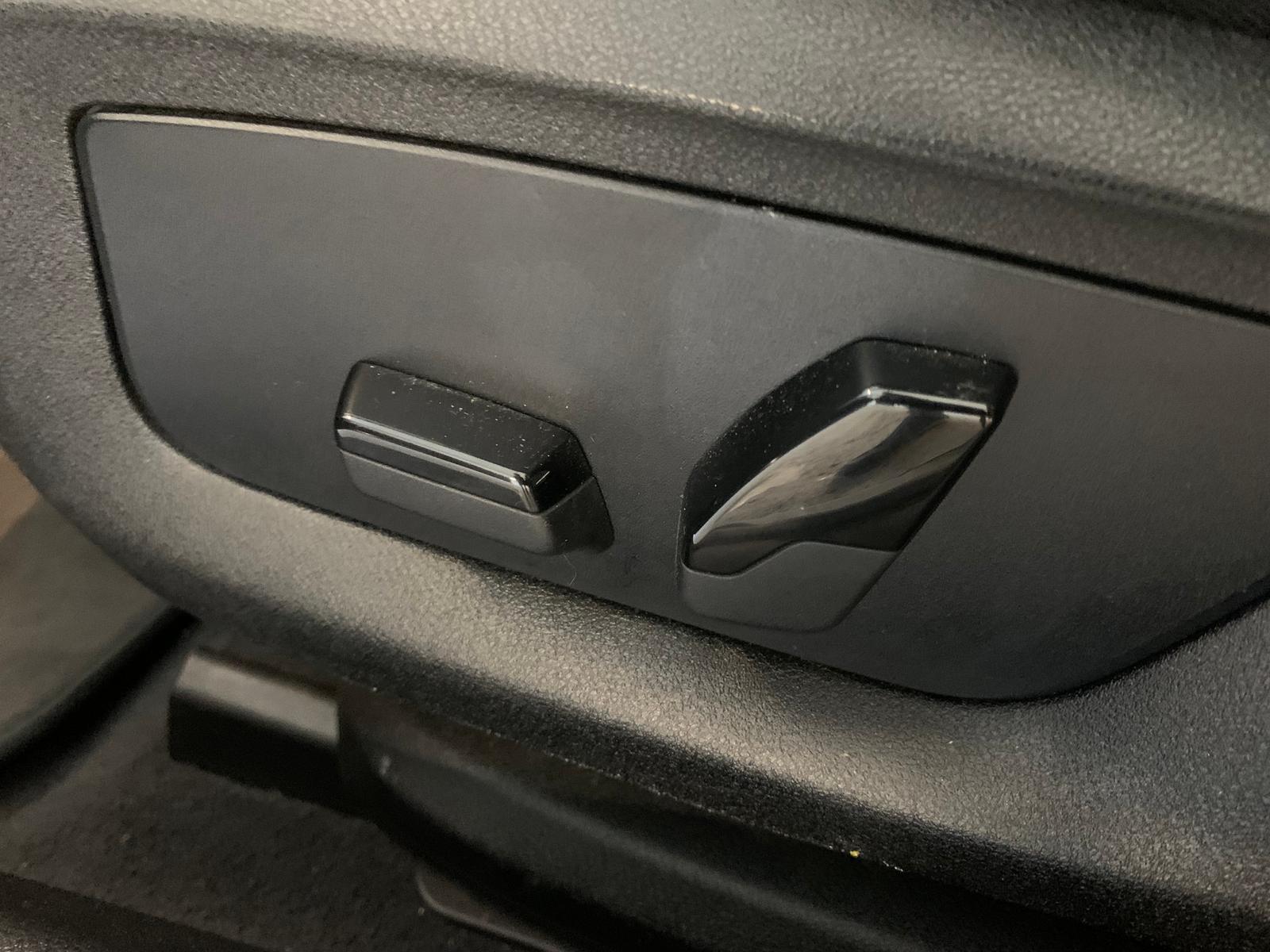 BMW 520 d Touring LED/NAVI/LEDER/DAB, миниатюра 9