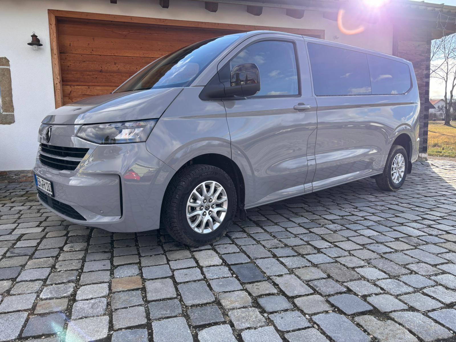 Volkswagen T7 Caravelle RFK, Einparkhilfe v-h, LED, ISA, IS