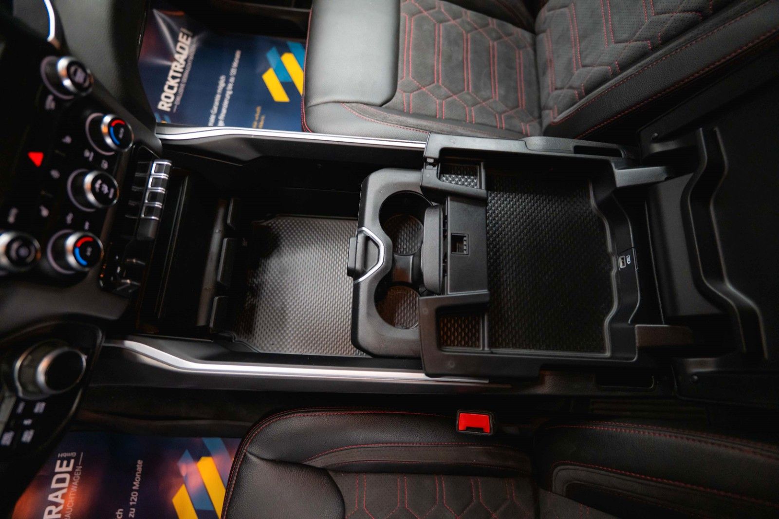 Fahrzeugabbildung Dodge RAM 5.7 V8 HEMI 4x4 OFFROAD LONGBED AXLE LOCK