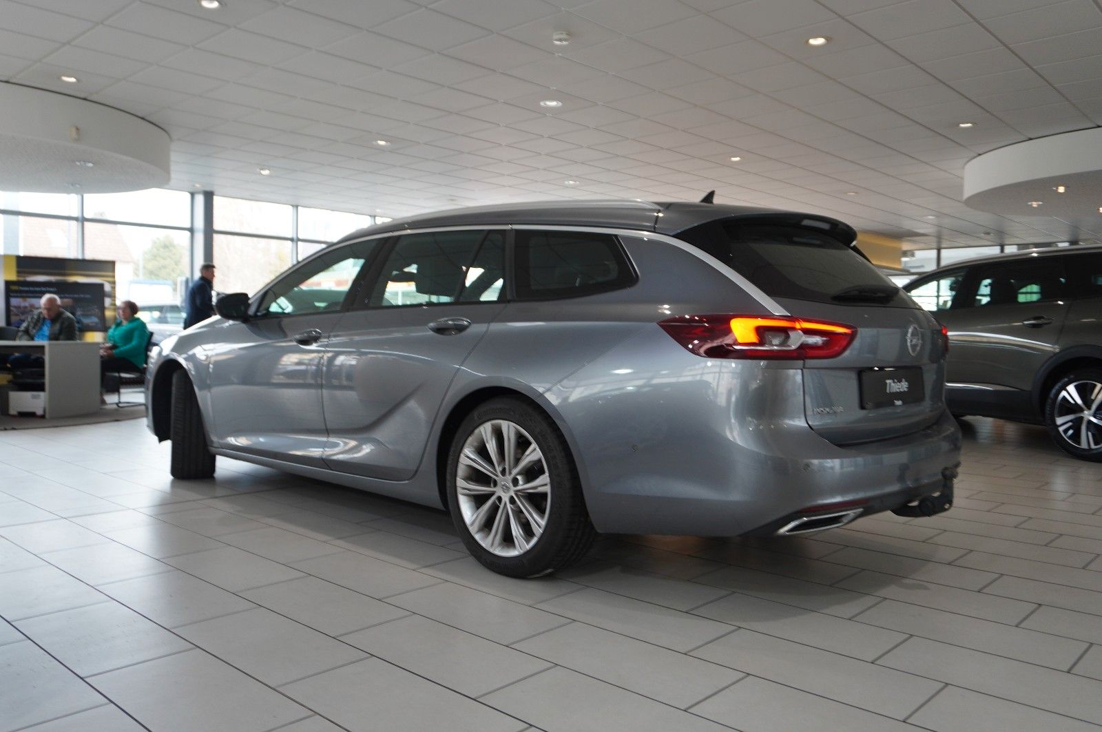 Fahrzeugabbildung Opel Insignia B ST 2.0D ELEGANCE NAVI/LED/KAMERA/AHK
