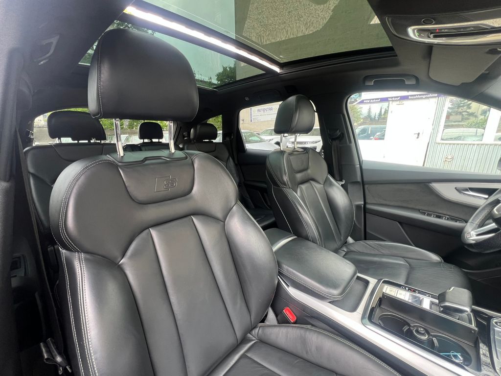 Audi Q7 50 TDI Quattro 3x S line*Pano*7.Sitzer*Matrix
