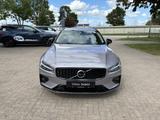 Volvo V60 B4 Ultra Dark *Massage, Head-Up, B&W* - Volvo V60 Jahreswagen