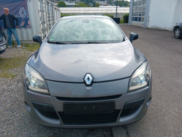 Renault Megane III Coupe / Cabrio Luxe