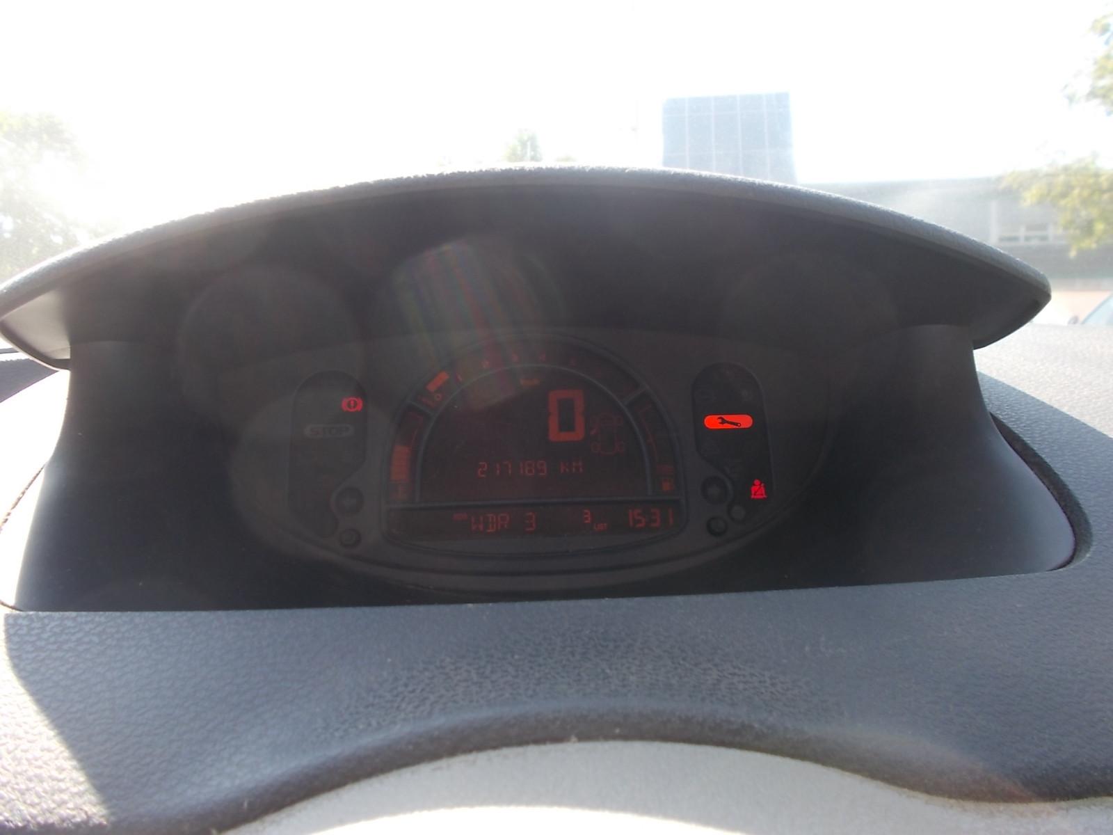 Renault Modus 2006 — photo 25