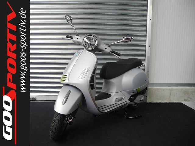 Vespa GTS 300 Super Tech *SONDERPREIS*