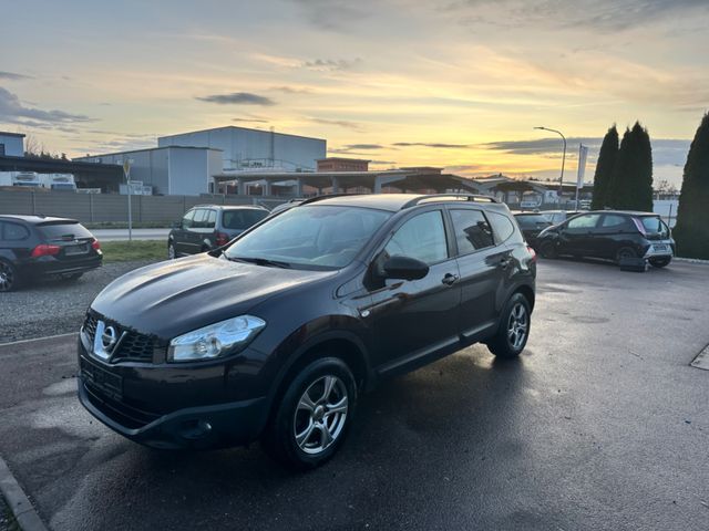 Nissan Qashqai +2 360