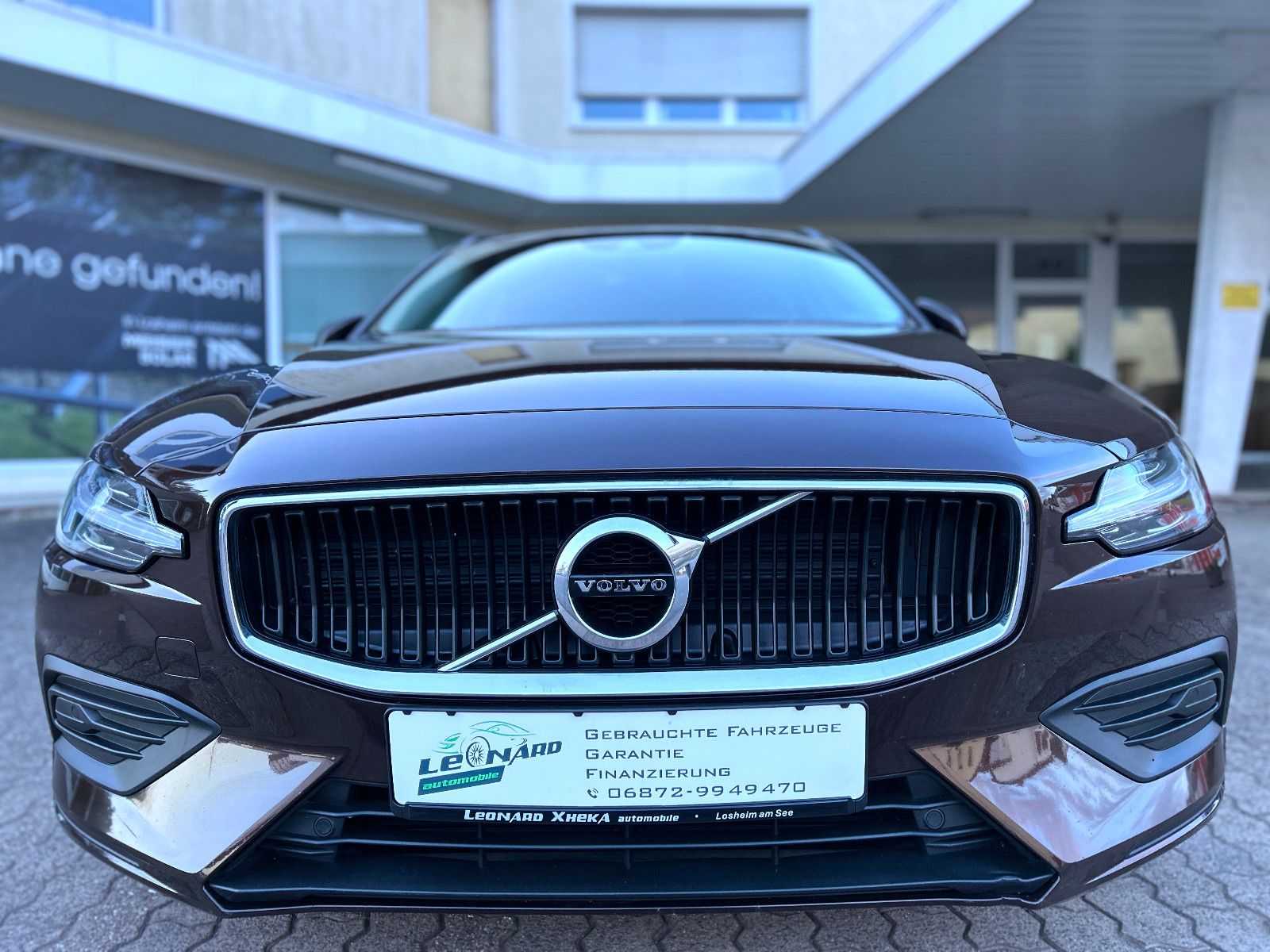 Volvo V60 Kombi 2,0 Ltr. Navi LED Kamera Pdc Tüv NEU imagem 2