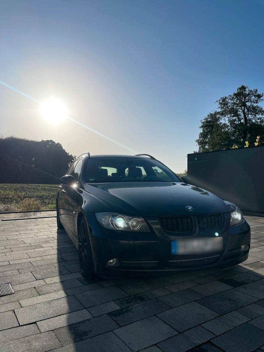 BMW 330